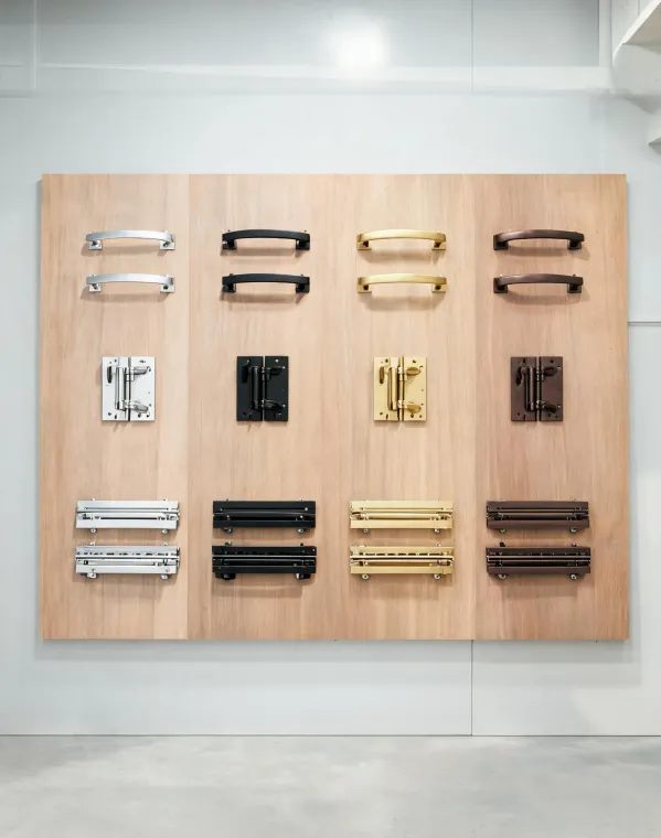 Cabinet hardware sample board